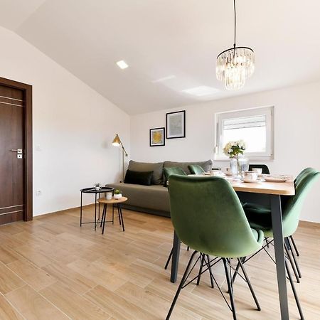 Modern Holiday Apartment "Libra" With Swimming Pool Posedarje Exteriör bild
