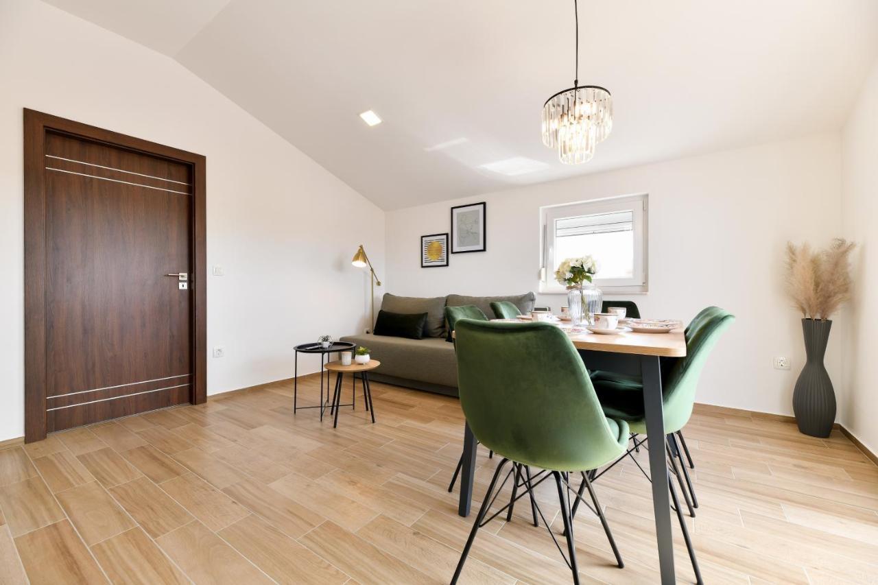 Modern Holiday Apartment "Libra" With Swimming Pool Posedarje Exteriör bild