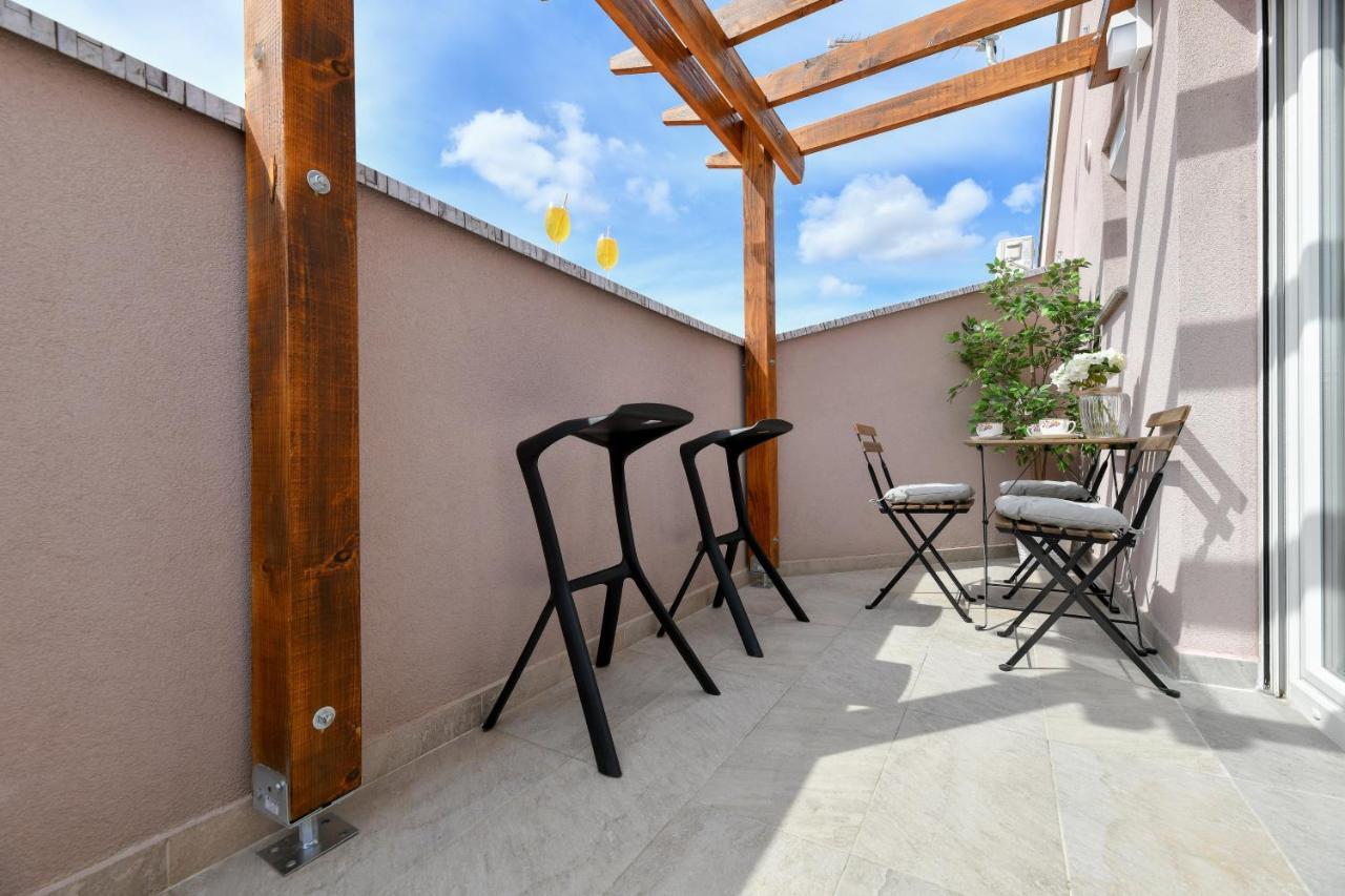 Modern Holiday Apartment "Libra" With Swimming Pool Posedarje Exteriör bild